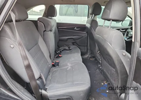 2018 Kia Sorento Lx from USA, damaged, VIN 5XYPGDA30JG401893